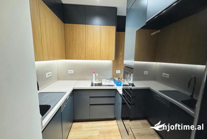 Shtepi me qera Apartament ne Tirane, 2+1, Mobilimi E mobiluar, Pagesa 1,000  Euro.