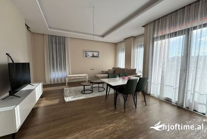 Shtepi me qera 2+1 ne Tirane - 600 Euro