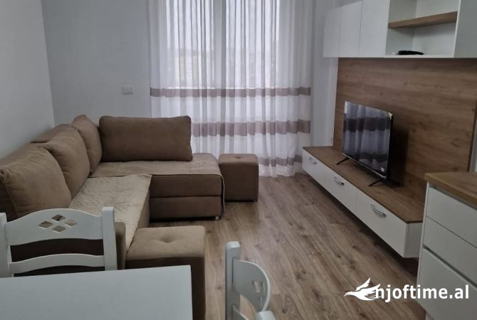 Shtepi me qera 1+1 ne Tirane - 550 Euro