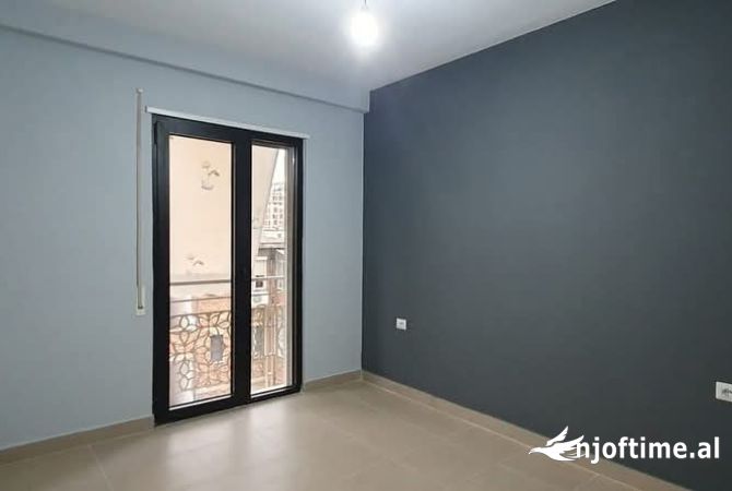 Shtepi me qera 1+1 ne Tirane - 550 Euro