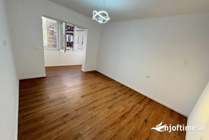 Shtepi ne shitje 1+1 ne Tirane - 79,000 Euro