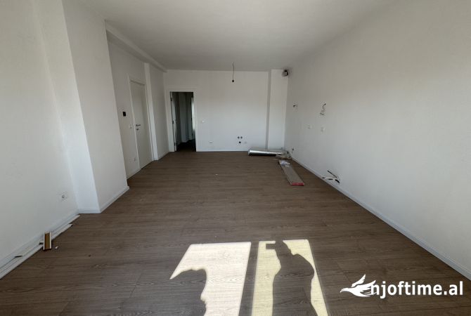 Shtepi me qera 2+1 ne Tirane - 550 Euro