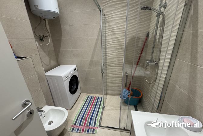 Shtepi me qera Apartament ne Tirane, 1+1, Mobilimi E mobiluar, Pagesa 450  Euro.