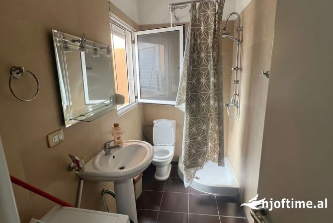 Shtepi me qera 1+1 ne Tirane - 500 Euro