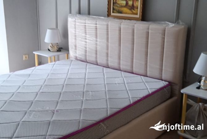 Shtepi me qera Apartament ne Tirane, 1+1, Mobilimi E mobiluar, Pagesa 600  Euro.