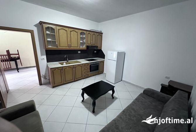 Shtepi me qera 1+1 ne Tirane - 300 Euro