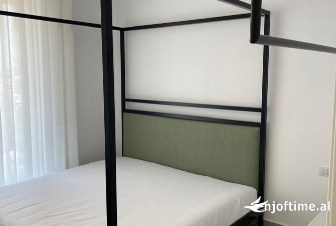 Shtepi me qera 1+1 ne Tirane - 50,000 Leke