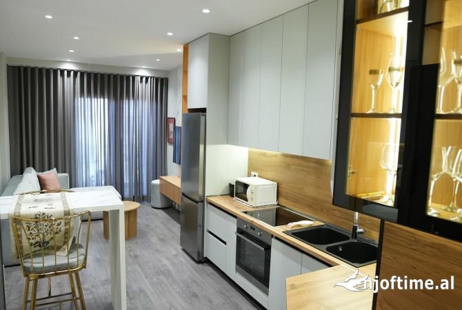 Shtepi me qera 1+1 ne Tirane - 1,200 Euro