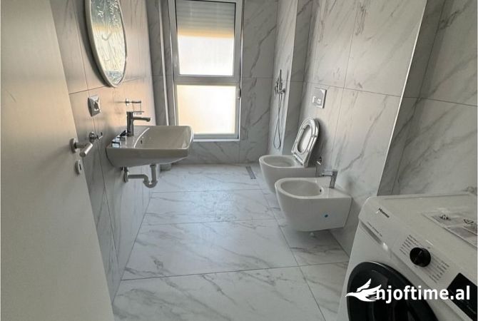 Shtepi me qera 1+1 ne Tirane - 400 Euro