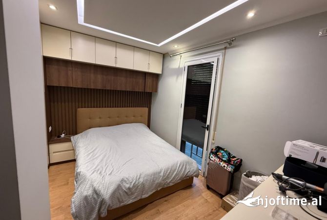 Shtepi me qera Apartament ne Tirane, 1+1, Mobilimi E mobiluar, Pagesa 55,000  Leke.