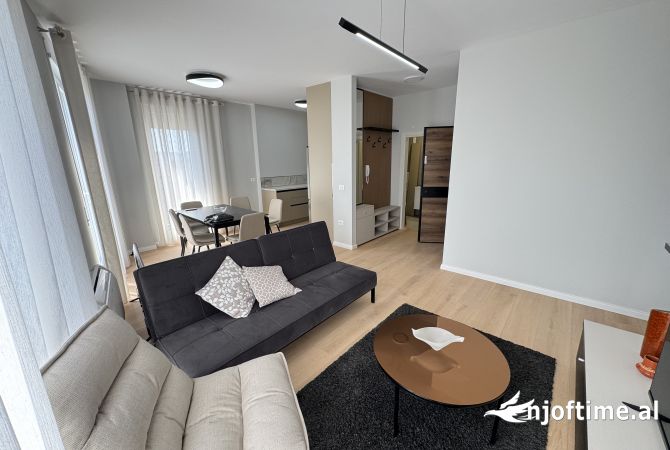 Shtepi me qera 2+1 ne Tirane - 1,200 Euro
