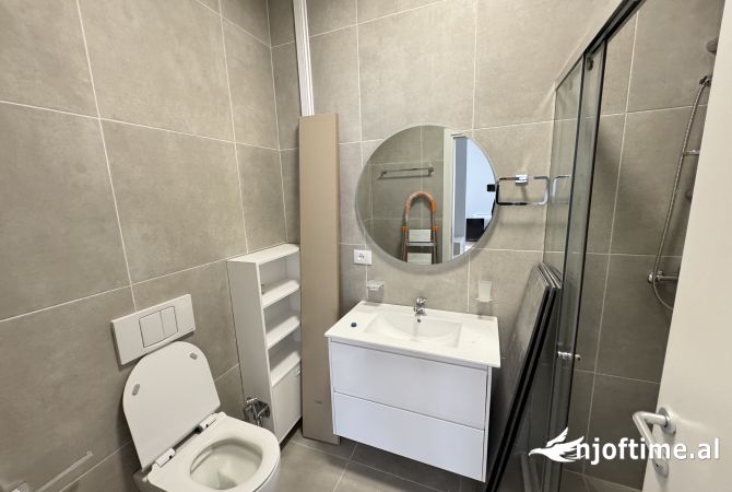 Shtepi me qera Apartament ne Tirane, 2+1, Mobilimi E mobiluar, Pagesa 1,200  Euro.