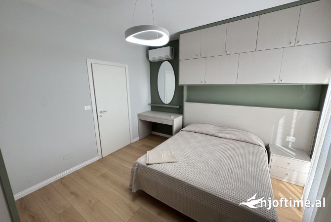 Shtepi me qera Apartament ne Tirane, 1+1, Mobilimi E mobiluar, Pagesa 650  Euro.