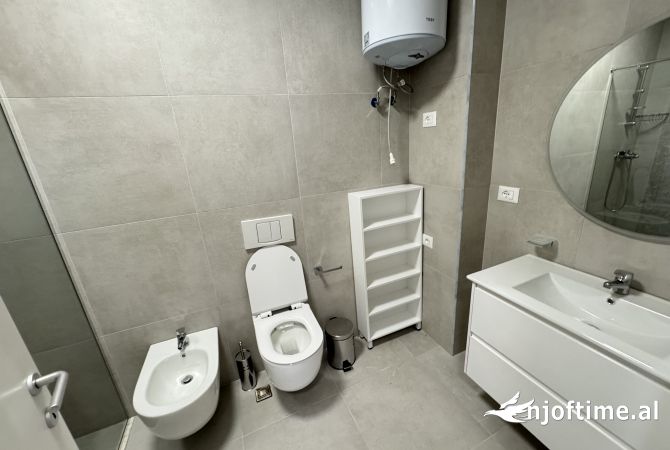 Shtepi me qera Apartament ne Tirane, 1+1, Mobilimi E mobiluar, Pagesa 650  Euro.