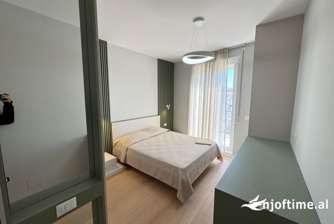 Shtepi me qera Apartament ne Tirane, 2+1, Mobilimi E mobiluar, Pagesa 1,200  Euro.