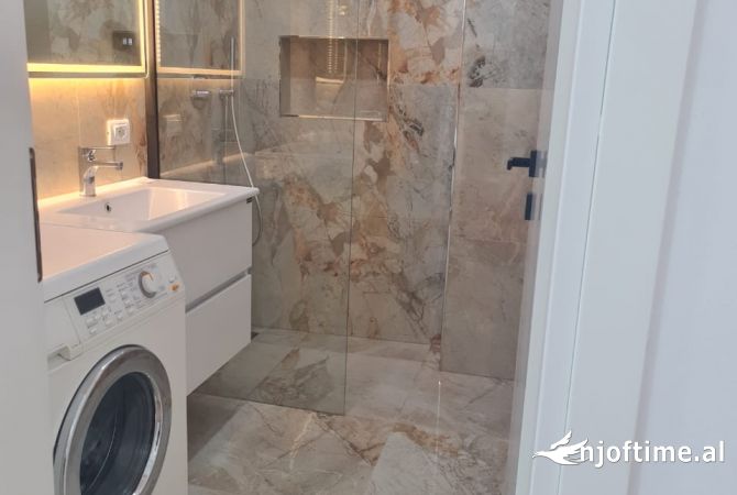 Shtepi me qera Apartament ne Tirane, 2+1, Mobilimi E mobiluar, Pagesa 600  Euro.