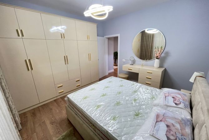 Shtepi me qera Apartament ne Tirane, 2+1, Mobilimi E mobiluar, Pagesa 690  Euro.