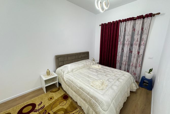 Shtepi me qera Apartament ne Tirane, 1+1, Mobilimi E mobiluar, Pagesa 400  Euro.