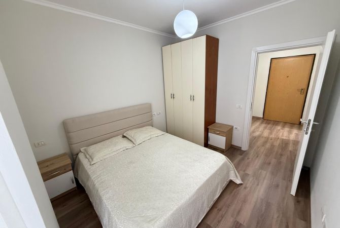 Shtepi me qera Apartament ne Tirane, 1+1, Mobilimi E mobiluar, Pagesa 350  Euro.