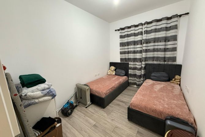 Shtepi me qera 2+1 ne Tirane - 400 Euro