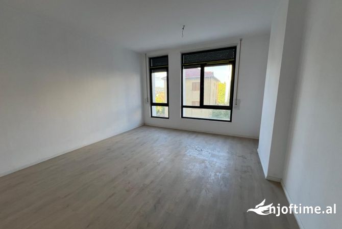 Shtepi ne shitje 1+1 ne Tirane - 117,000 Euro