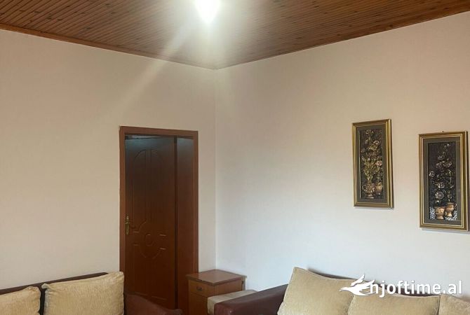 Shtepi me qera 1+1 ne Tirane - 25,000 Leke
