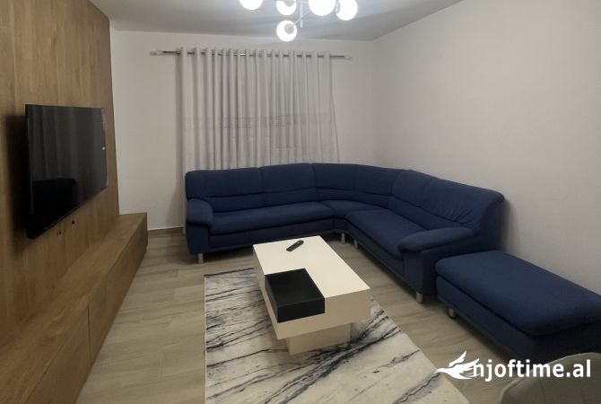 Shtepi me qera 1+1 ne Tirane - 550 Euro