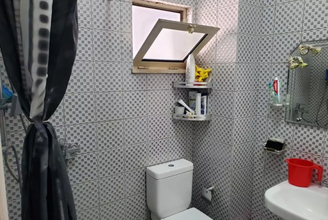 Shtepi ne shitje 1+1 ne Tirane - 95,000 Euro
