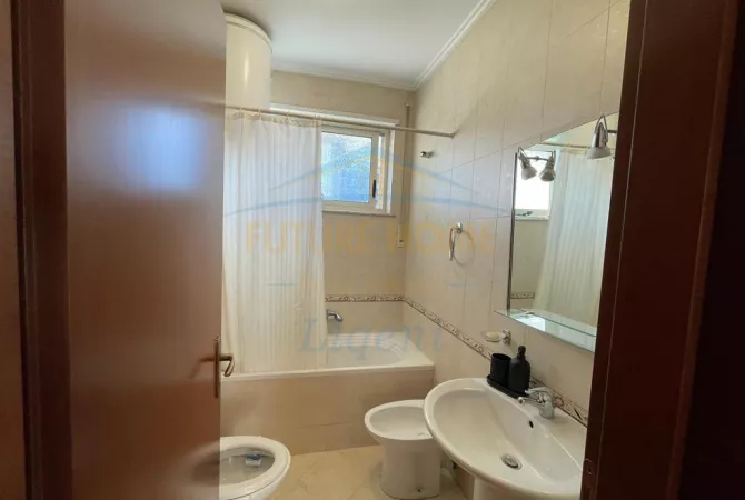 Shtepi me qera 3+1 ne Tirane - 1,000 Euro