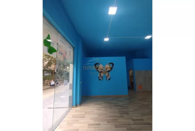 Ambient biznesi me qera 1+1 ne Tirane - 800 Euro
