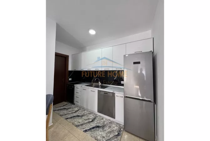 Shtepi me qera Apartament ne Tirane, 2+1, Mobilimi E mobiluar, Pagesa 800  Euro.