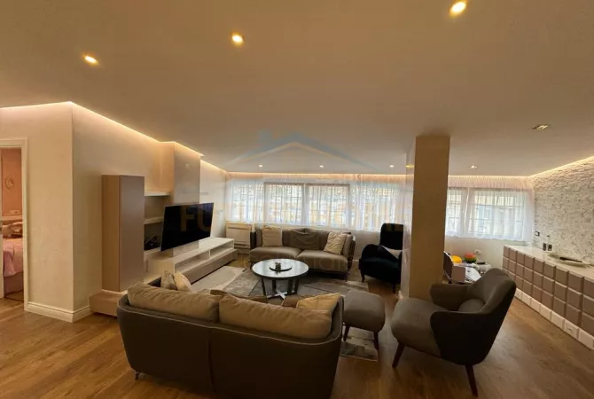 Shtepi me qera 3+1 ne Tirane - 800 Euro