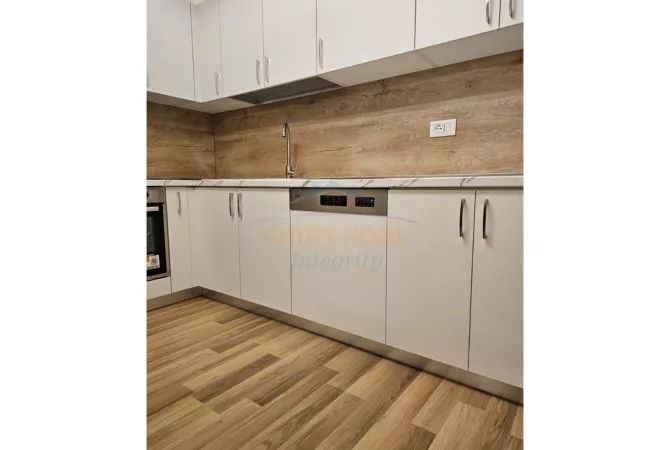 Shtepi me qera Apartament ne Tirane, 2+1, Mobilimi E mobiluar, Pagesa 800  Euro.