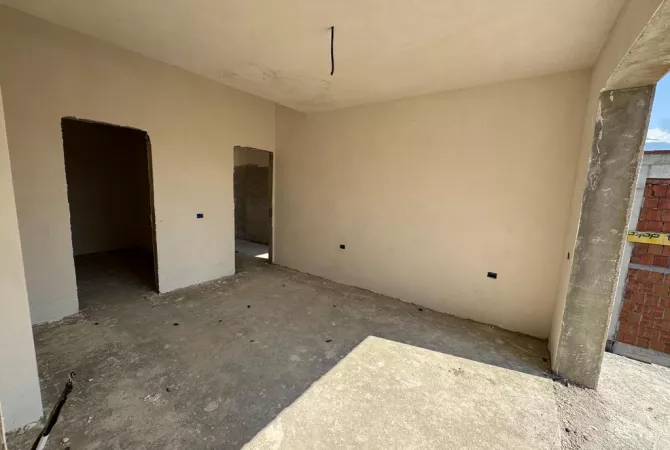 Shtepi ne shitje 4+1 ne Tirane - 520,000 Euro