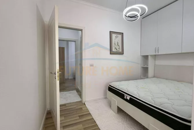 Shtepi ne shitje Apartament ne Tirane, 2+1, Mobilimi E mobiluar, Pagesa 109,000  Euro.