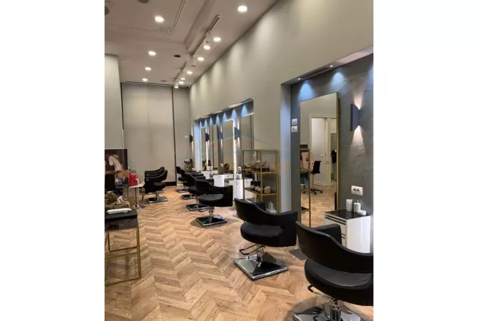 Qera, Ambient Biznesi, Rruga e Kosovareve, Tirane. UNA56992