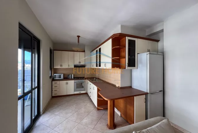 Shtepi me qera Apartament ne Tirane, 2+1, Mobilimi E mobiluar, Pagesa 750  Euro.