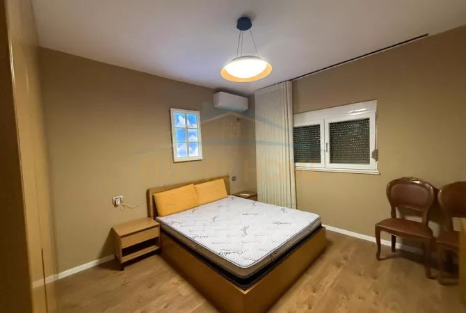 Shtepi me qera Apartament ne Tirane, 2+1, Mobilimi E mobiluar, Pagesa 800  Euro.