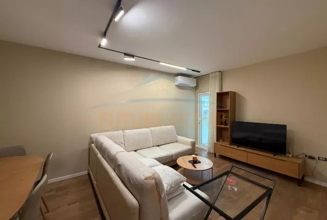 Shtepi me qera 2+1 ne Tirane - 800 Euro