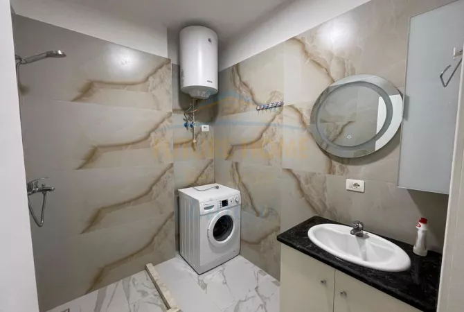 Shtepi me qera Apartament ne Tirane, 1+1, Mobilimi E mobiluar, Pagesa 650  Euro.