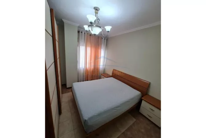 Shtepi ne shitje Apartament ne Tirane, 3+1, Mobilimi E mobiluar, Pagesa 295,000  Euro.