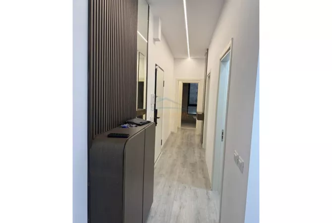 Shtepi me qera Apartament ne Tirane, 2+1, Mobilimi E mobiluar, Pagesa 850  Euro.