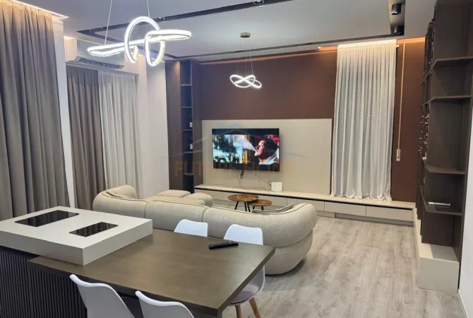 Shtepi me qera 2+1 ne Tirane - 850 Euro