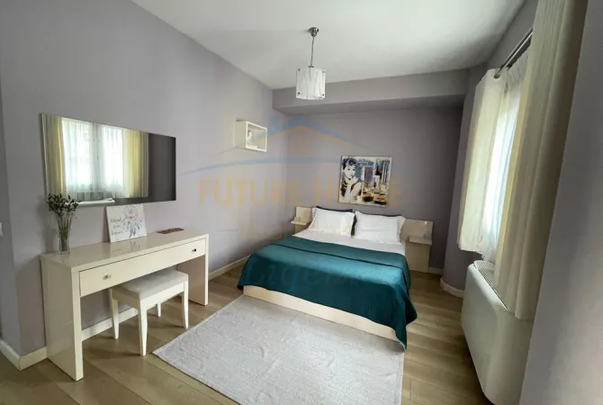 Shtepi me qera Apartament ne Tirane, 2+1, Mobilimi E mobiluar, Pagesa 750  Euro.