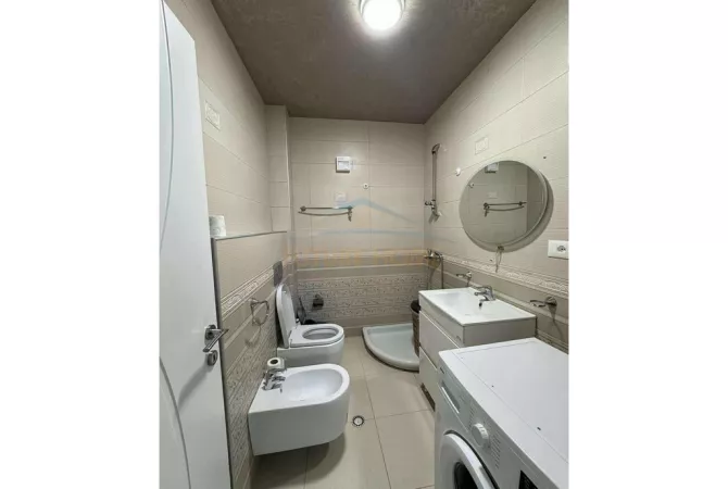 Shtepi me qera Apartament ne Tirane, 1+1, Mobilimi E mobiluar, Pagesa 600  Euro.