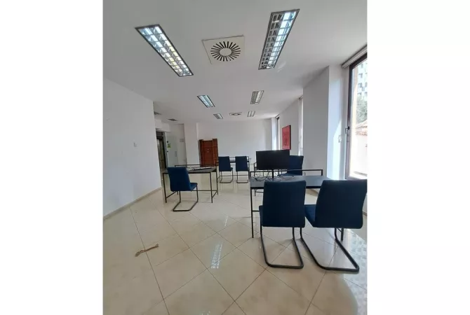 Qera, Ambjent per Zyra ,Godine Biznesi , Qender.