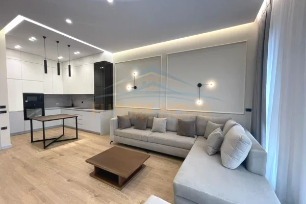 Shtepi me qera 1+1 ne Tirane - 880 Euro