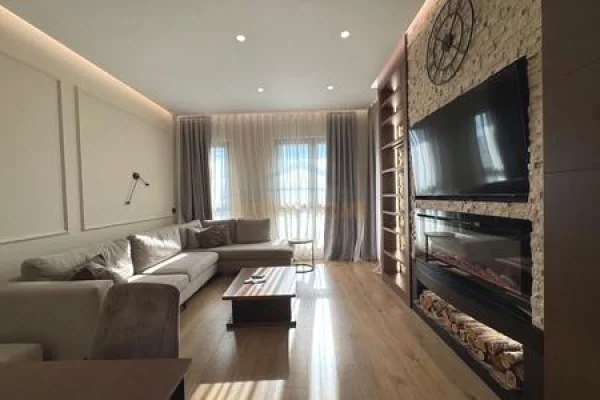 Shtepi me qera 1+1 ne Tirane - 850 Euro