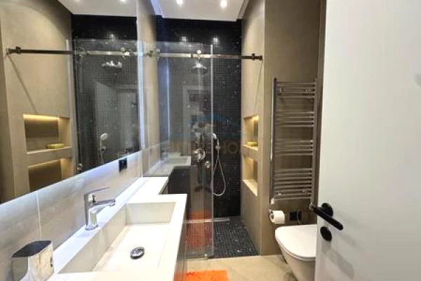 Shtepi me qera Apartament ne Tirane, 1+1, Mobilimi E mobiluar, Pagesa 850  Euro.