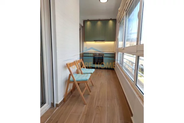 Shtepi me qera Apartament ne Tirane, 2+1, Mobilimi E mobiluar, Pagesa 1,000  Euro.